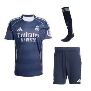 Real Madrid 25/26 Deplasman Forma Şort Konç Set
